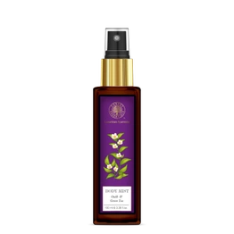 Body Mist Oudh and Green Tea