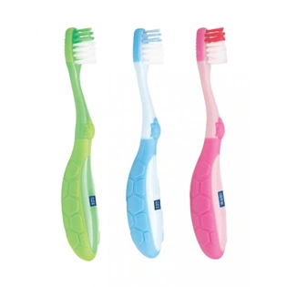 EASY GRIP TOOTHBRUSH WITH PROTECTIVE COVER