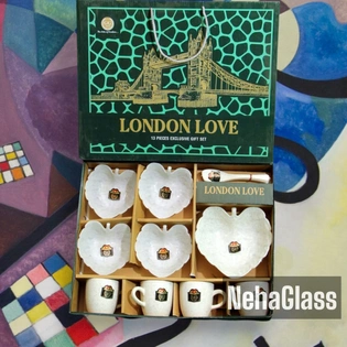 London Love 14 Piece Exclusive Ceramic Gift Set