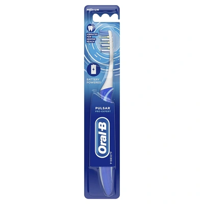 Oral-B Pro-Expert Pulsar Medium 35 Toothbrush