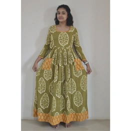 Mendi Floral Motif Dabu Print Kurti