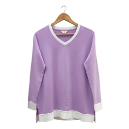 Skotch & Ice Lilac V neck Top