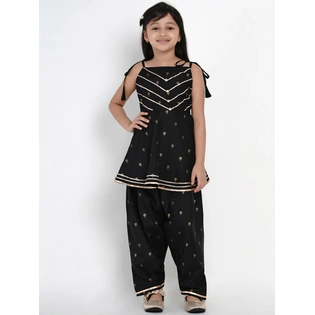 Bitiya by Bhama Girls Black Embroidered Kurti with Salwar