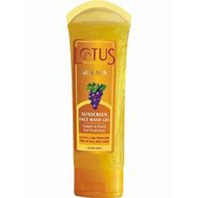 Lotus Herbals Safe Sun Sunscreen Gel Face Wash