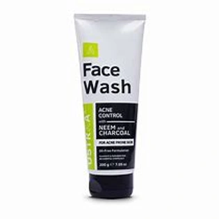 Ustraa Face Wash Neem & Charcoal