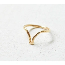 10K Solid Gold Hammered Chervron V Shape Ring Handmade Plain Stacking Ring Modernist Dainty Ring Minimalist Geometric Ring Statement Ring