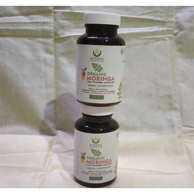 Organic Moringa Leaf Powder Capsules