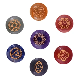 Seven Chakra Symbol Reiki Crystal Healing Set of 7 pcs with Box Reiki Engraved Natural Crystal Round Reiki Set_pri_008(PRI_08)