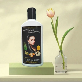 YUKI Yuki's HAIR & CARE Herbal hair shampoo