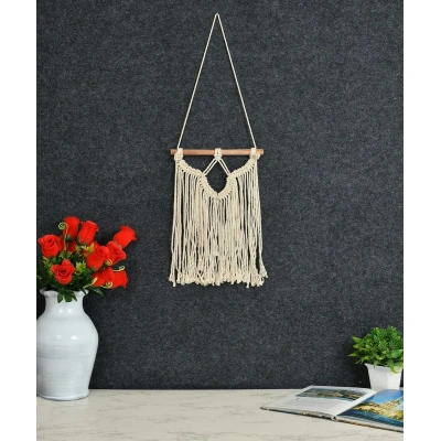 Macrame Wall Hanger, Necklace Curve