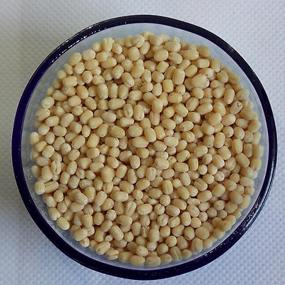 Harshita Universal White Urad Dal Whole