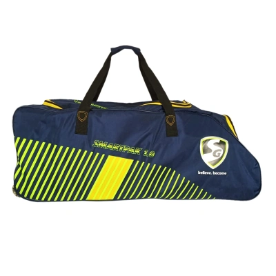 SG Smartpak 1.0 Wheelie Cricket Kit Bag