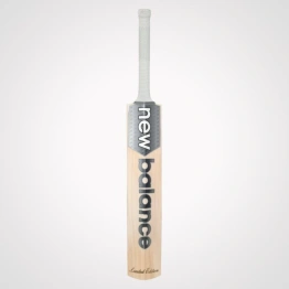 New Balance Heritage 390 Kashmir Willow Cricket Bat