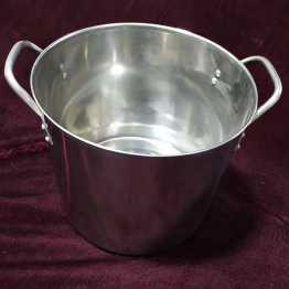 Stock Pot - Durable and Stylish Kitchen Essential