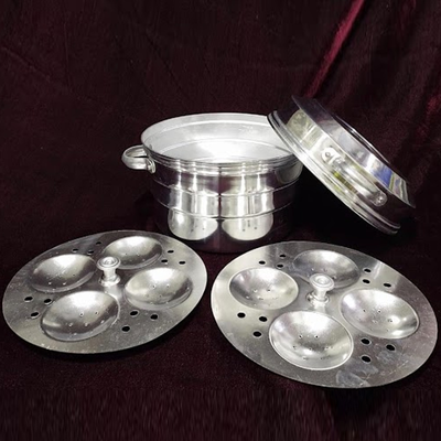 Aluminium Idli Cooker - Durable and Stylish Kitchen Essential