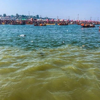 Kashi - Triveni Sangam - Ayodhya Tour