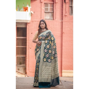 Pure Khaddi Georgett Rungkaat Banaras Handloom Saree