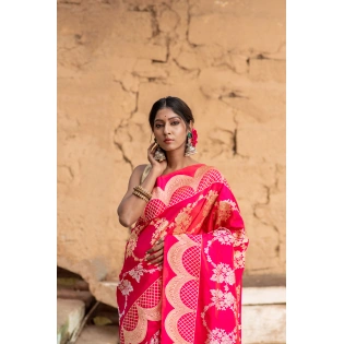 Pure Banarasi Katan Jangla with Scallop Handloom Saree