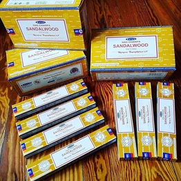 SATYA NAGCHAMPA SANDALWOOD INCENSE STICK 50DZN CARTON(12*15G*50)FULL CARTON