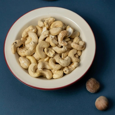 Cashew Nuts W450