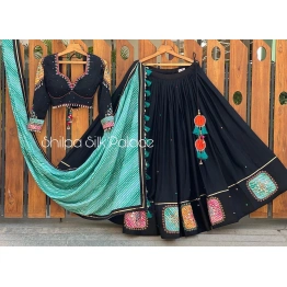 YNF Muslin Cotton Lehenga Set with Real Mirror Work