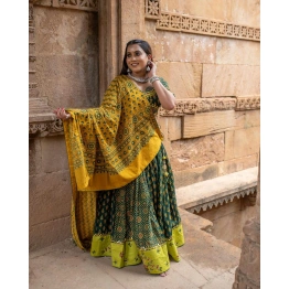 YNF Muslin Cotton Lehenga Set with Real Mirror Work - Complete Ensemble