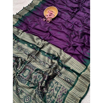 Exclusive Tussur Silk Saree: Temple Border, Contrast Pallu & Tassels