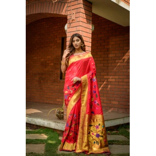 Paithani Pure Silk Handloom Saree with Gold Jari - Luxurious Elegance!