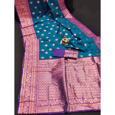 BANARASI SILK SAREE: Soft Silk, Jequard Border, Rose Gold Jari, Trendy