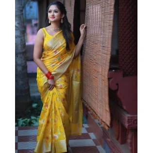 Gold Zari Woven Banarasi Silk Saree: Perfect for Festivals and Weddings