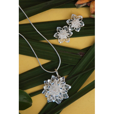 Gonasika Silver Linings Floral Filigree Silver Filigree Handmade Pendant Set