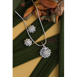 Gonasika Silver Linings Classic Floral Silver Filigree Handmade Pendant Set