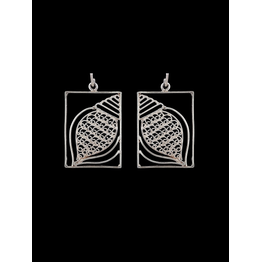 Gonasika Shell in a Rectangle Earrings