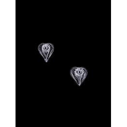 Gonasika Heart Studs