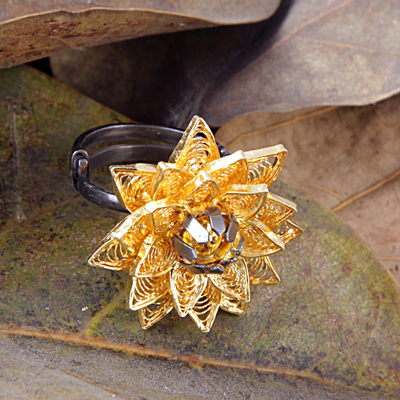 Gonasika Fleur-de-Lotus Silver Finger Ring