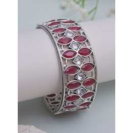 Gonasika Neysa stone bangle