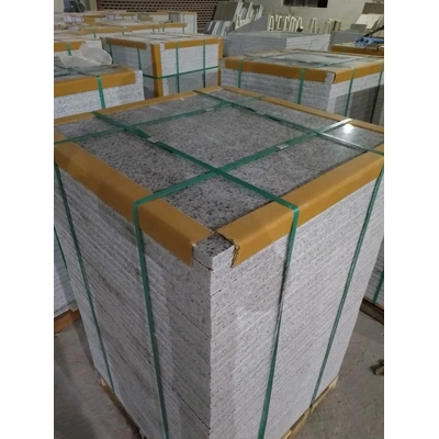 GRANITE TILE