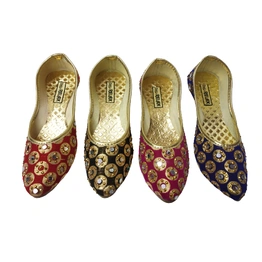 Ladies Jutti Mojari Shoes