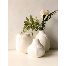 3 Flower vase