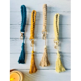 Macrame key chain